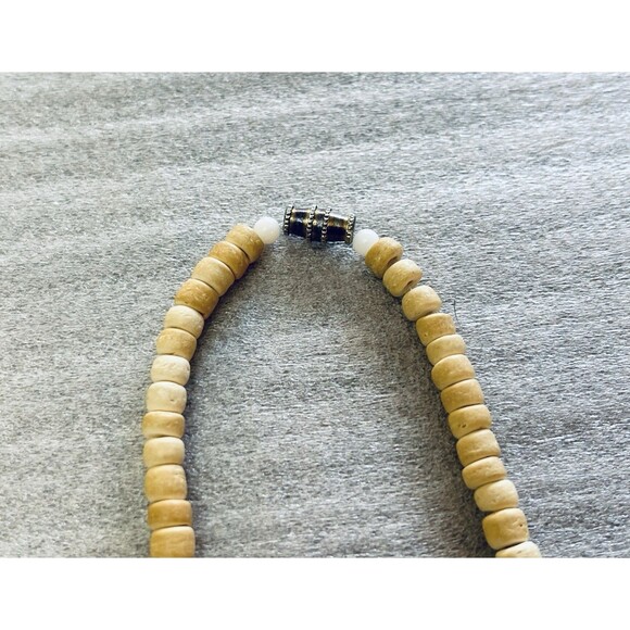 VTG '80s Boho Clay Disk Necklace 22" w/ Hand-Carved Parrot Beads & Brass Spacers - Picture 6 of 8